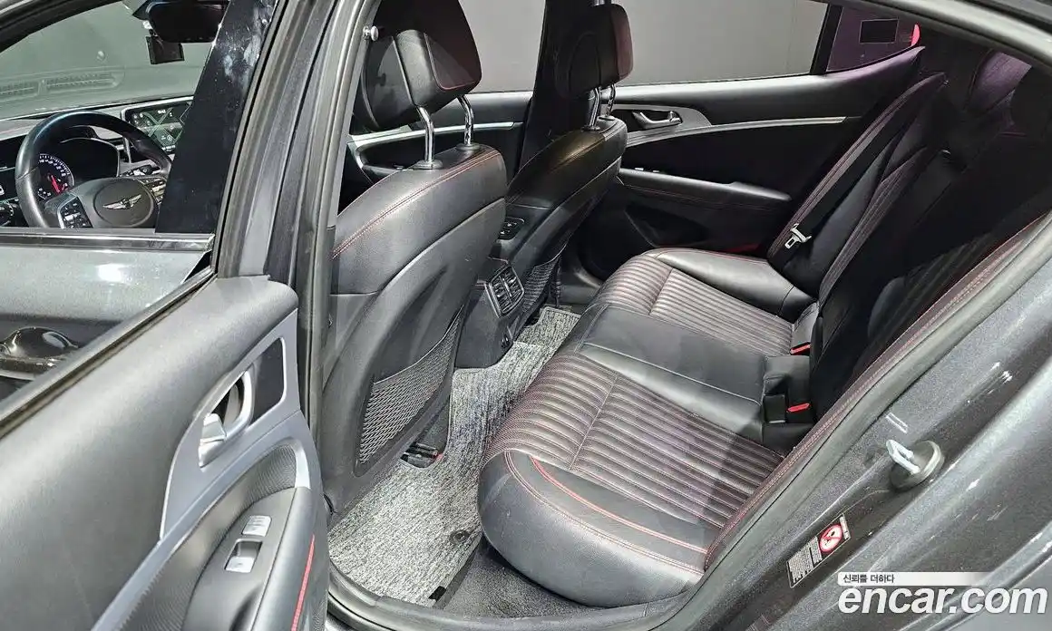 Genesis G70 2018 2.0 Автомат в Москве № 17477, фото 12