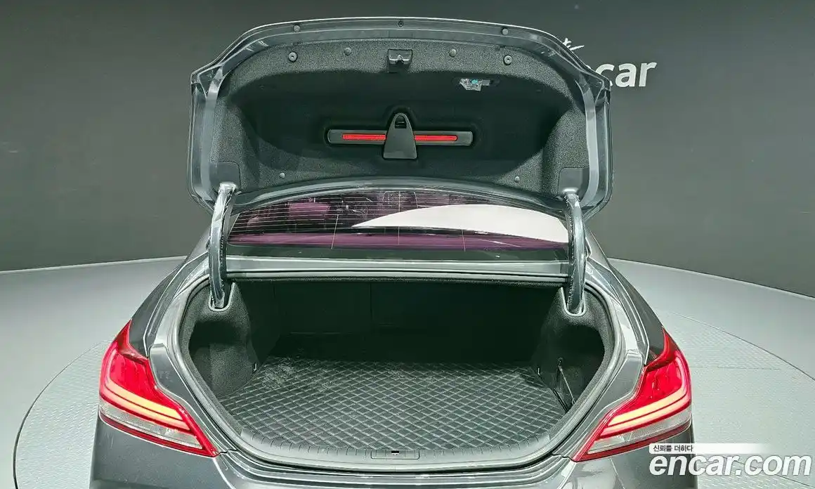 Genesis G70 2018 2.0 Автомат в Москве № 17477, фото 20