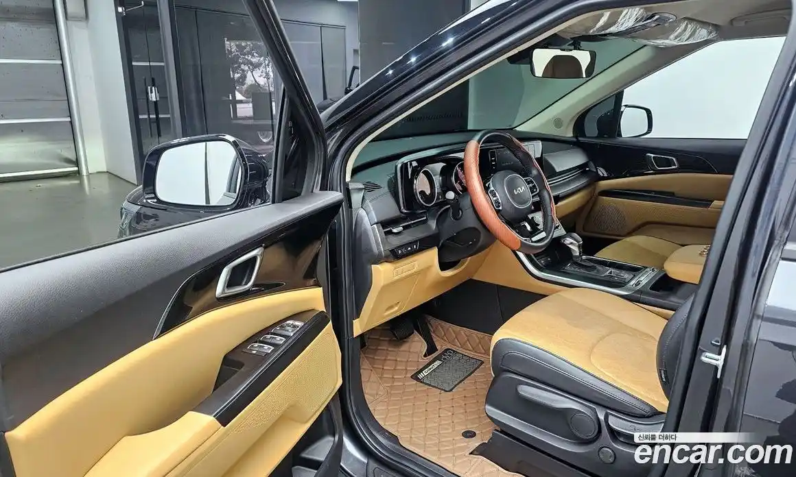 Kia Canival 2023 3.5 Автомат в Москве № 17574, фото 14