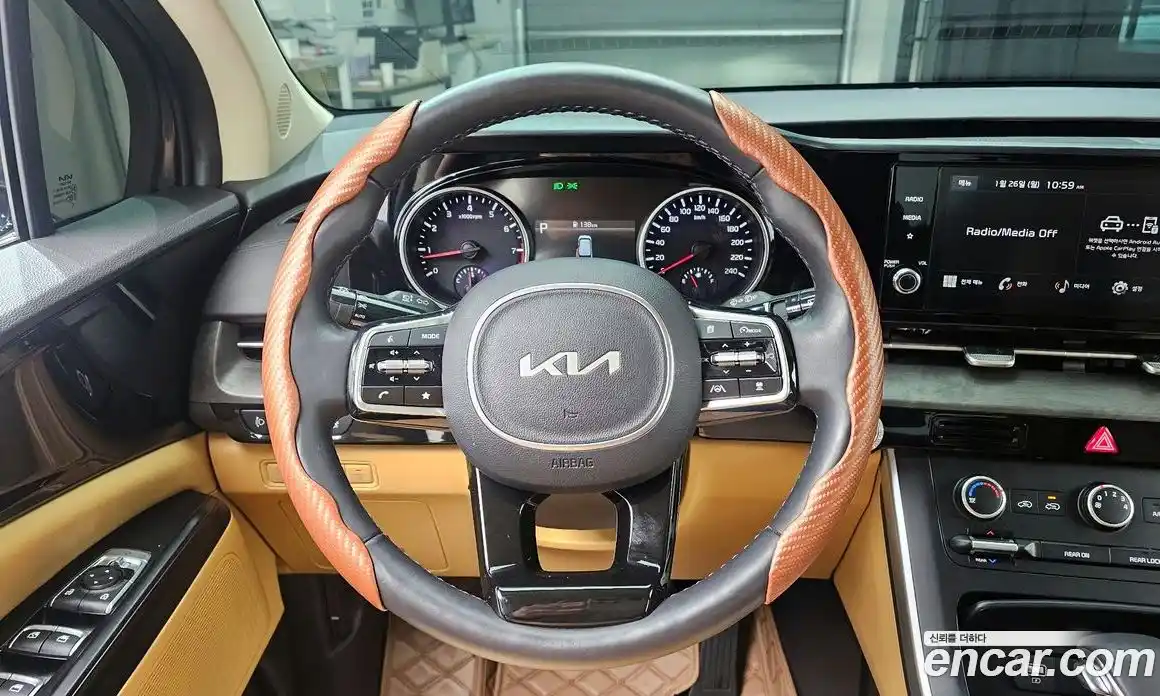 Kia Canival 2023 3.5 Автомат в Москве № 17574, фото 19