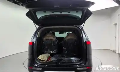 Kia Canival 2023 3.5 Автомат в Москве № 17574, миниатюра 8