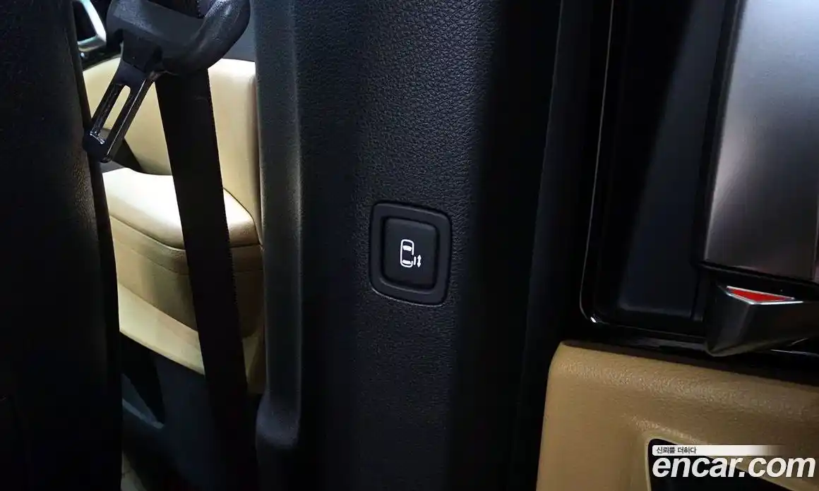 Kia Canival 2023 3.5 Автомат в Москве № 17574, фото 9