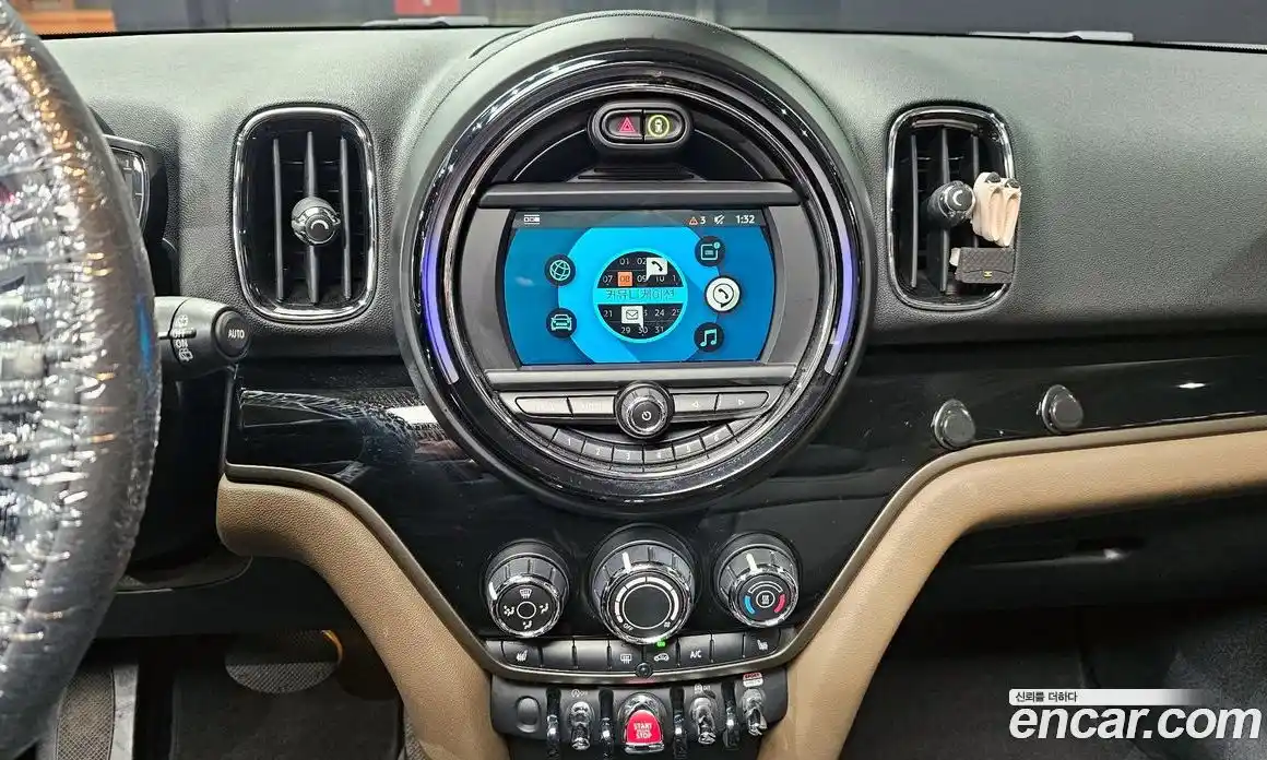 Mini Countryman 2018 1.5 Автомат в Москве № 178922, фото 15