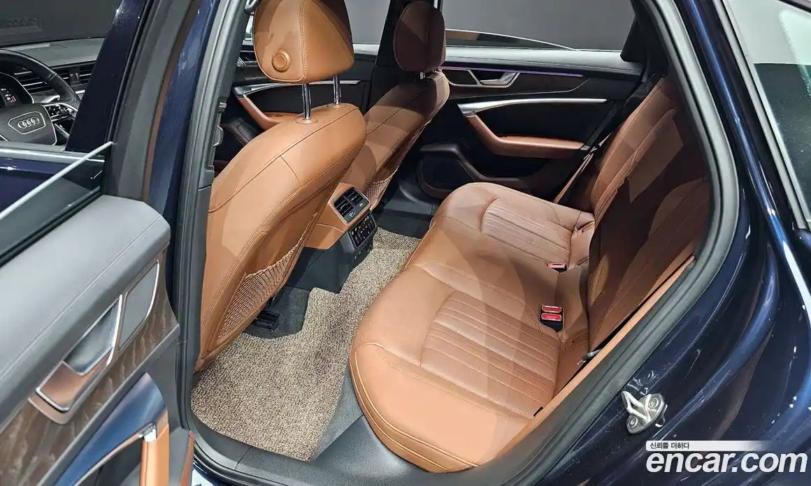 Audi A6 2021 2.0 Автомат в Москве № 183496, фото 14