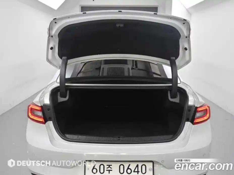 Renault SM6 2016 2.0 Автомат в Москве № 185658, фото 20