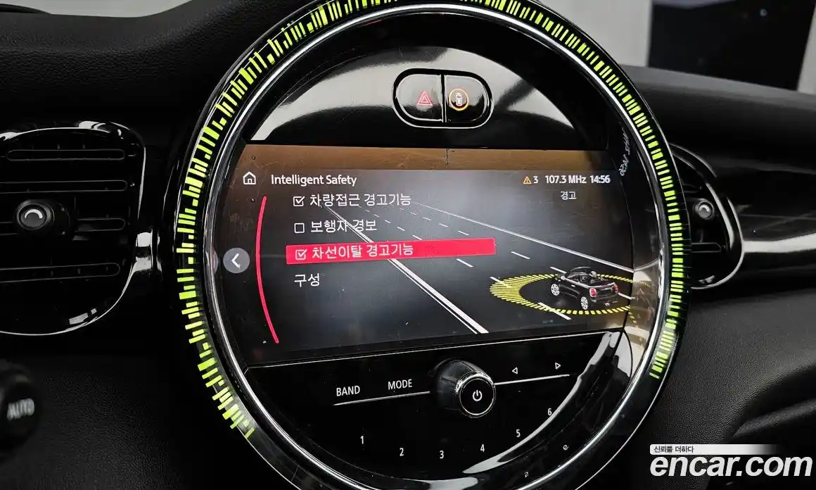 Mini Cooper Convertible 2022 1.5 Автомат в Москве № 189845, фото 16