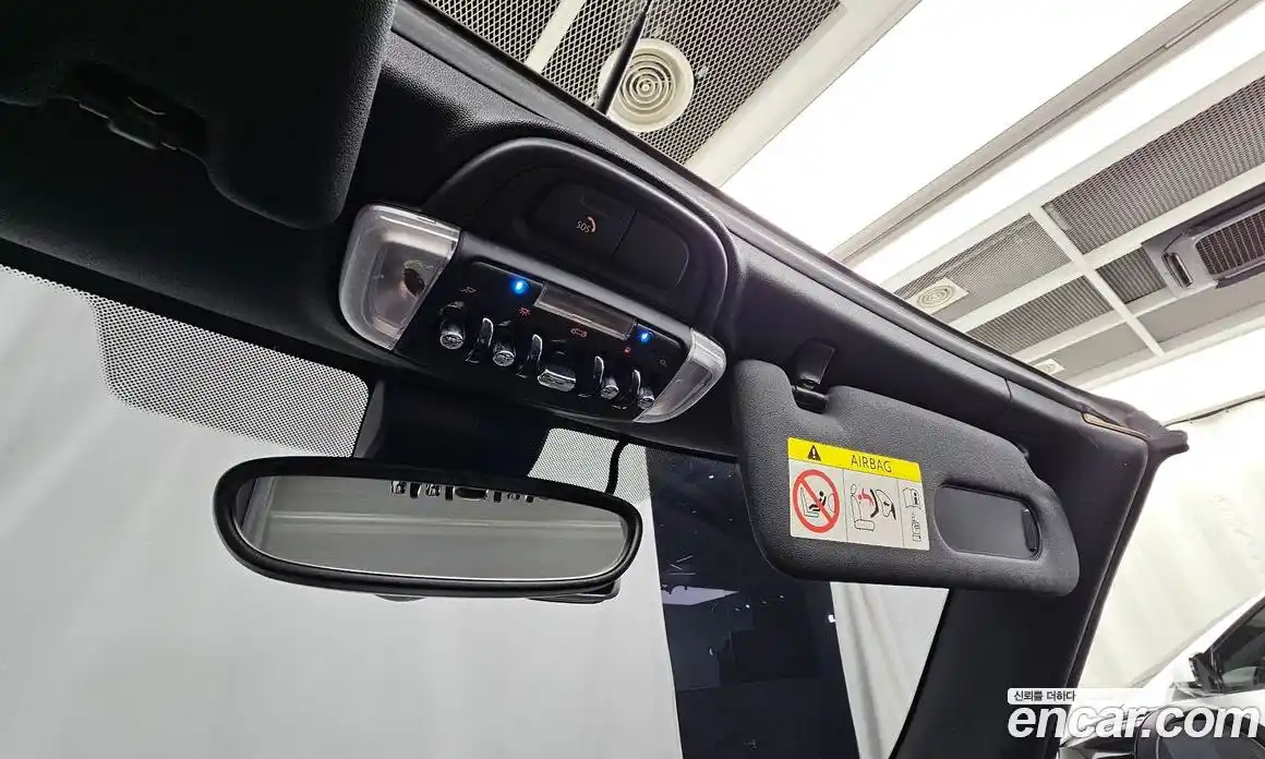 Mini Cooper Convertible 2022 1.5 Автомат в Москве № 189845, фото 17