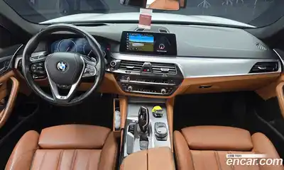 BMW 5-Series 2017 2.0 Автомат в Москве № 192207, миниатюра 3