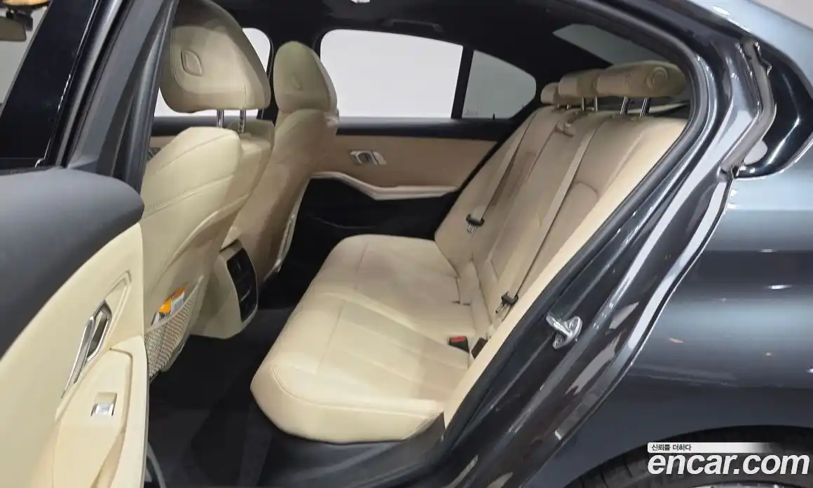 BMW 3-Series 2022 2.0 Автомат в Москве № 193217, фото 18