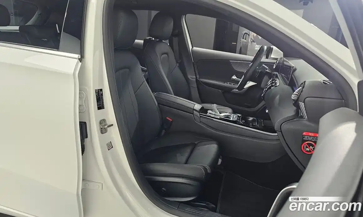 Mercedes-Benz A-Class 2025 2.0 Автомат в Москве № 193635, фото 14