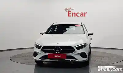 Mercedes-Benz A-Class 2025 2.0 Автомат в Москве № 193635, миниатюра 2