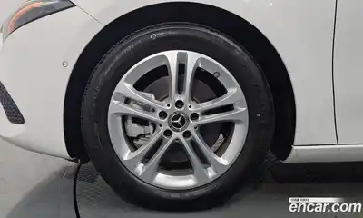 Mercedes-Benz A-Class 2025 2.0 Автомат в Москве № 193635, миниатюра 7