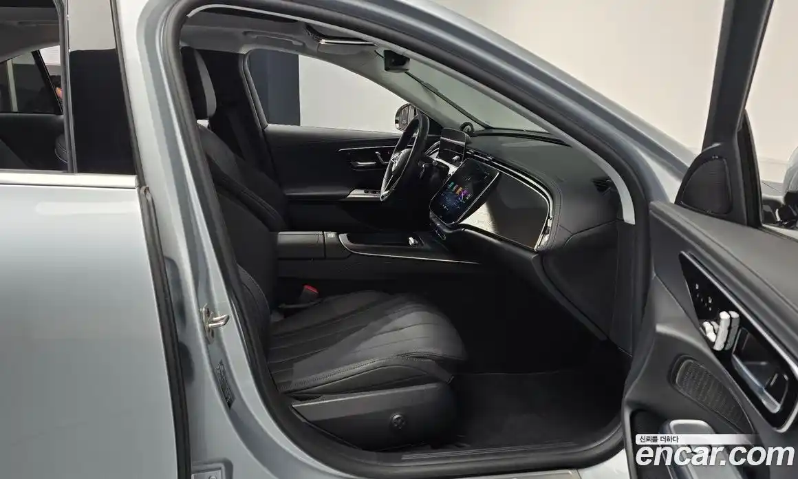 Mercedes-Benz E-Class 2024 2.0 Автомат в Москве № 193806, фото 12