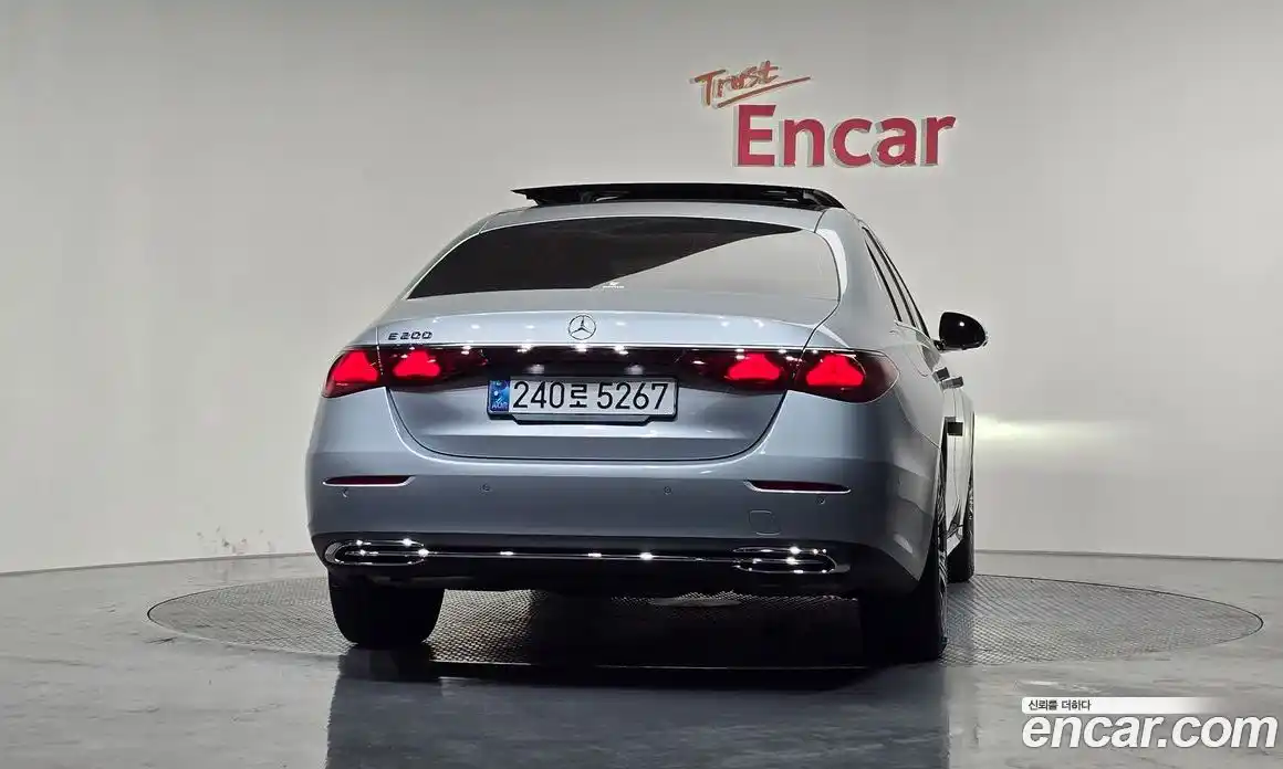 Mercedes-Benz E-Class 2024 2.0 Автомат в Москве № 193806, фото 13