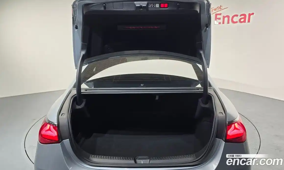 Mercedes-Benz E-Class 2024 2.0 Автомат в Москве № 193806, фото 15