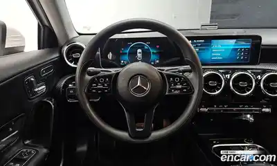 Mercedes-Benz A-Class 2020 2.0 Автомат в Москве № 194257, миниатюра 7