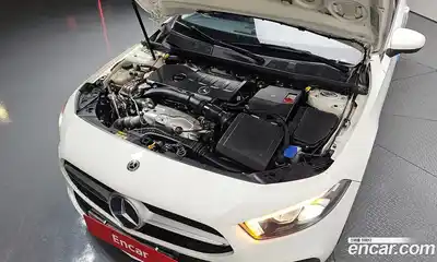 Mercedes-Benz A-Class 2020 2.0 Автомат в Москве № 194257, миниатюра 8