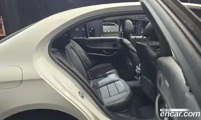 Mercedes-Benz E-Class, 2019