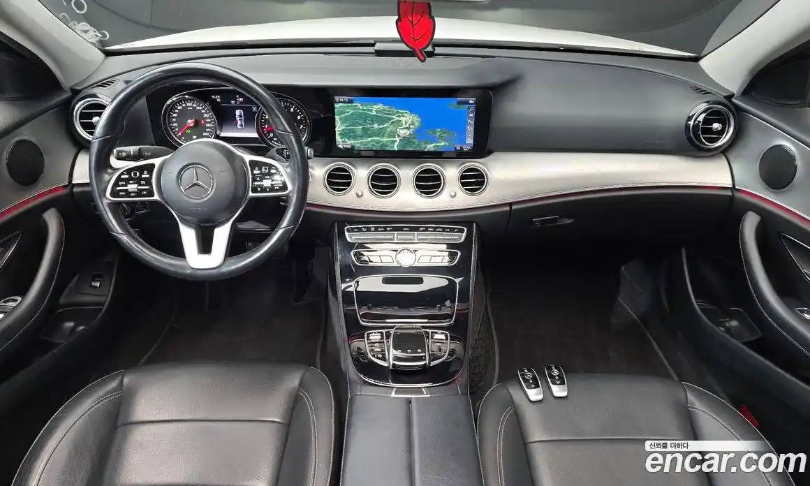 Mercedes-Benz E-Class 2019 2.0 Автомат в Москве № 194942, фото 20