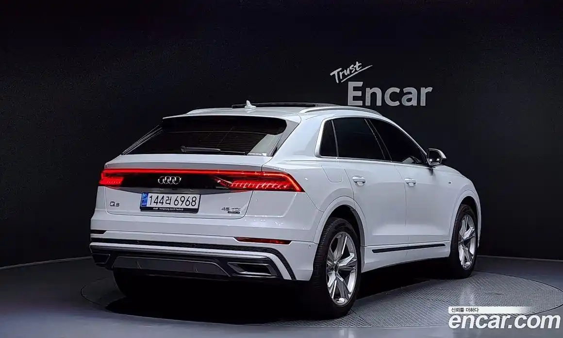 Audi Q8 2023 3.0 Автомат в Москве № 196054, фото 14