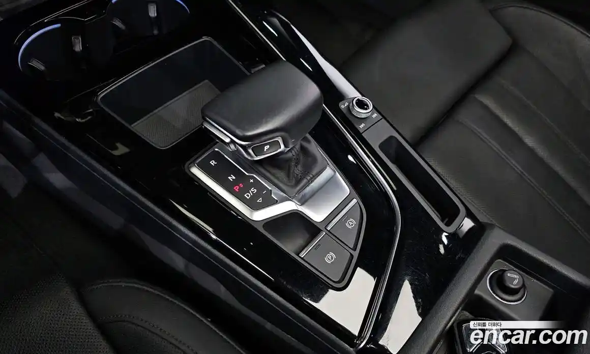 Audi A4 2020 2.0 Автомат в Москве № 196252, фото 9