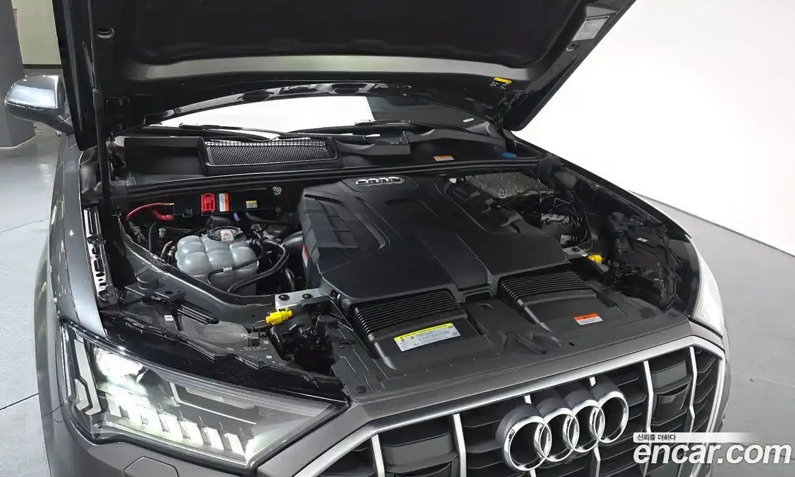 Audi Q7 2020 3.0 Автомат в Москве № 196436, фото 5