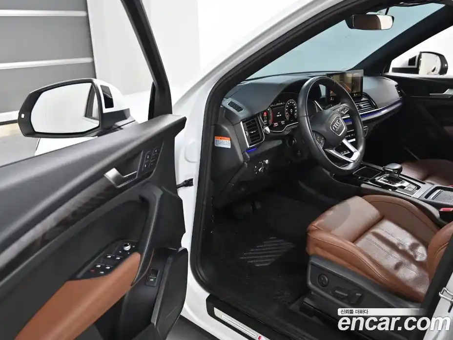 Audi Q5 2023 2.0 Автомат в Москве № 196737, фото 11