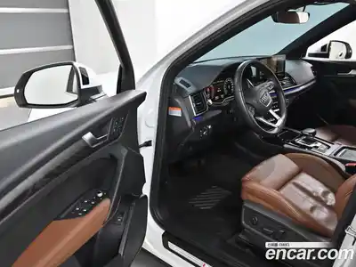 Audi Q5 2023 2.0 Автомат в Москве № 196737, миниатюра 11