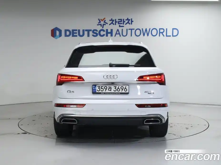 Audi Q5 2023 2.0 Автомат в Москве № 196737, фото 4