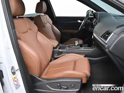 Audi Q5 2023 2.0 Автомат в Москве № 196737, миниатюра 10