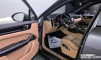 Porsche Cayenne 2020 3.0 Автомат в Москве № 197630, миниатюра 10