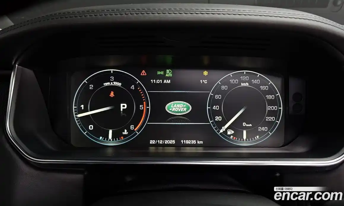 Land Rover Range-Rover 2016 4.4 Автомат в Москве № 198165, фото 7