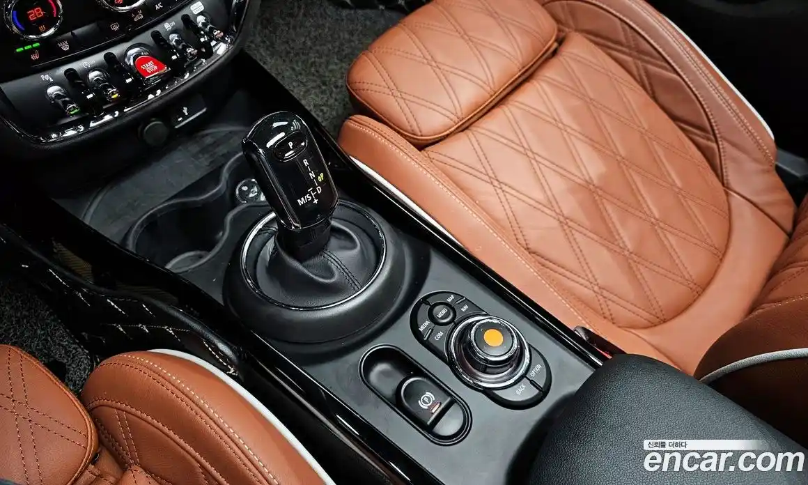 Mini Clubman 2021 1.5 Автомат в Москве № 198387, фото 14