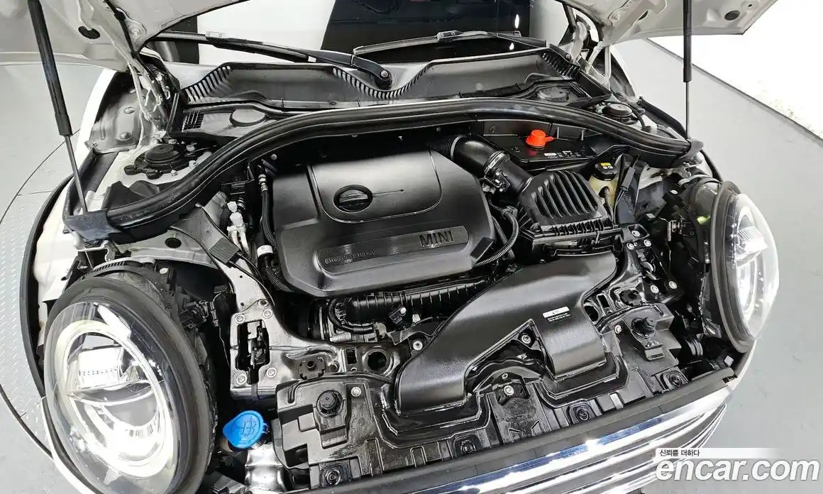 Mini Clubman 2021 1.5 Автомат в Москве № 198387, фото 16