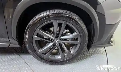 Lexus NX 2024 2.5 Автомат в Москве № 198762, миниатюра 11