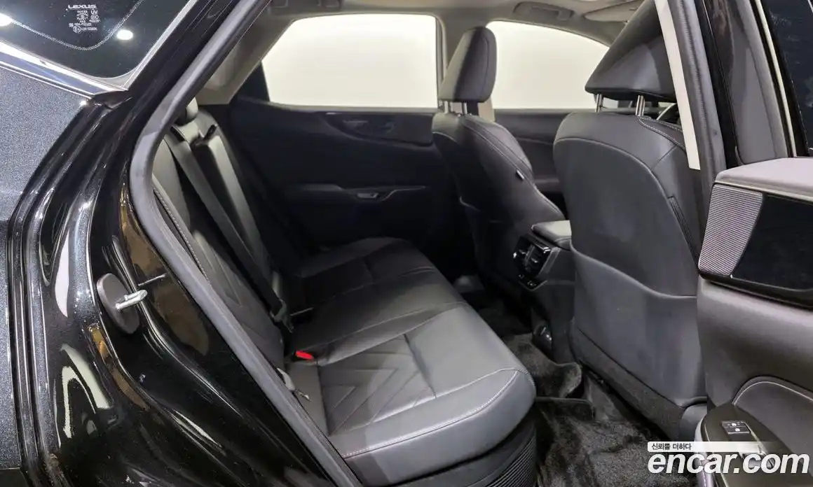 Lexus NX 2024 2.5 Автомат в Москве № 198762, фото 6