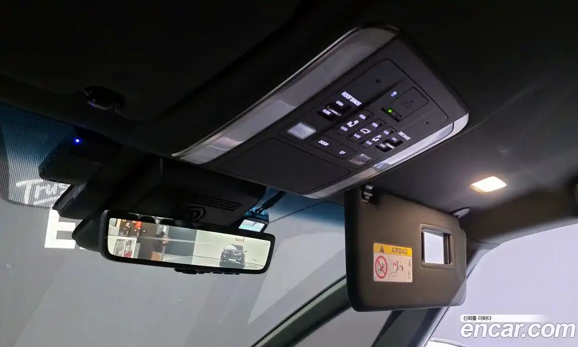 Lexus LM 2025 2.4 Автомат в Москве № 198773, фото 6