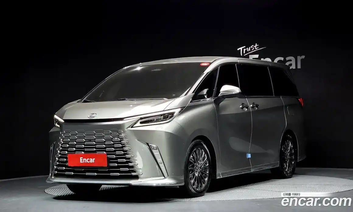 Lexus LM 2025 2.4 Автомат в Москве № 198773, фото 7