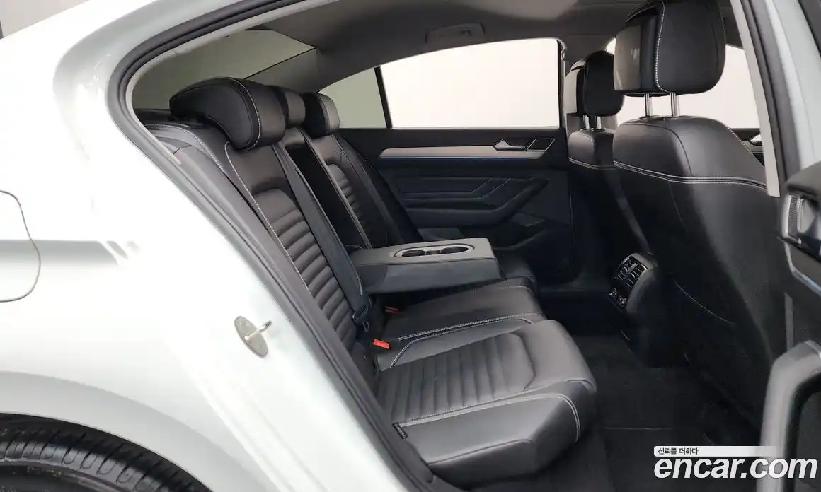 Volkswagen Passat 2021 2.0 Автомат в Москве № 198917, фото 12