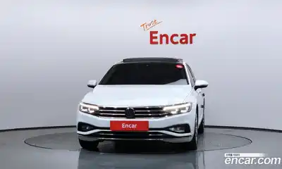 Volkswagen Passat 2021 2.0 Автомат в Москве № 198917, миниатюра 3