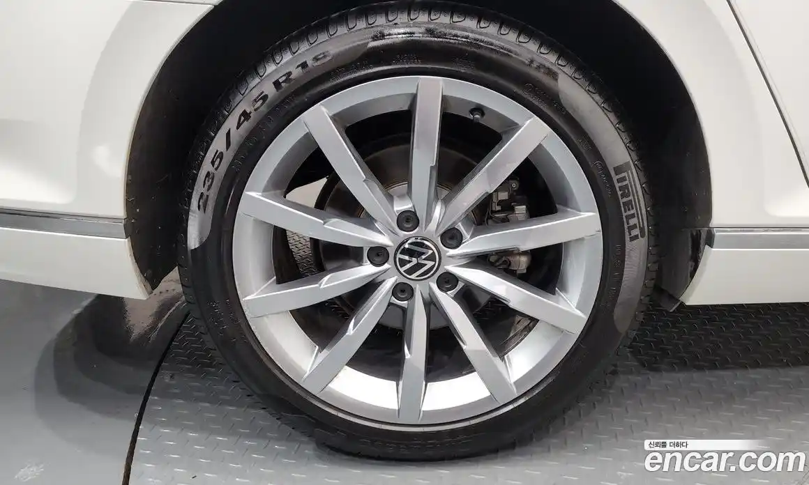 Volkswagen Passat 2021 2.0 Автомат в Москве № 198917, фото 5