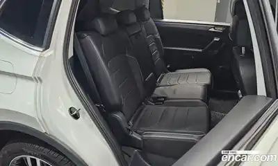 Volkswagen Tiguan 2024 2.0 Автомат в Москве № 198927, миниатюра 5