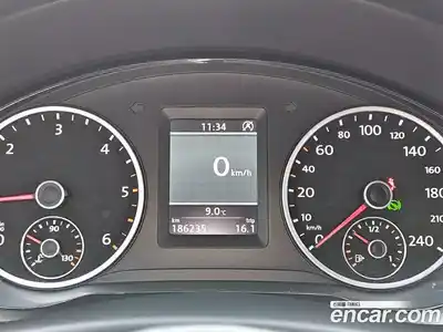 Volkswagen Tiguan 2013 2.0 Автомат в Москве № 199328, миниатюра 8