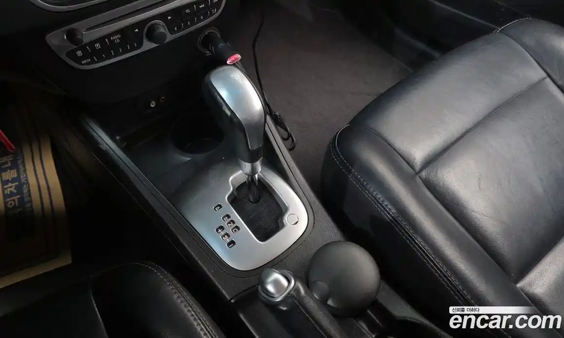 Renault SM3 2010 1.6 Автомат в Москве № 208657, фото 15