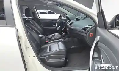 Renault SM3 2010 1.6 Автомат в Москве № 208657, миниатюра 2