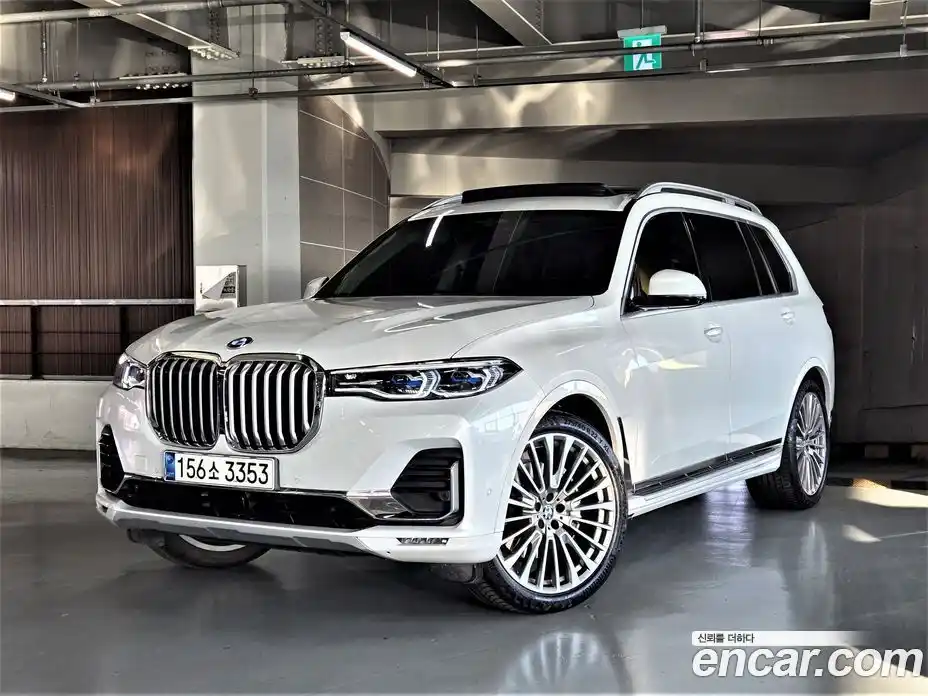 BMW X7 2021 3.0 Автомат в Москве № 210811, фото 1