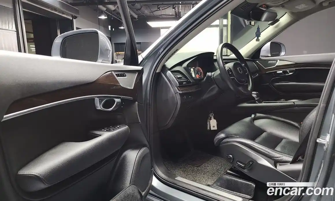 Volvo XC90 2018 2.0 Автомат в Москве № 211269, фото 4