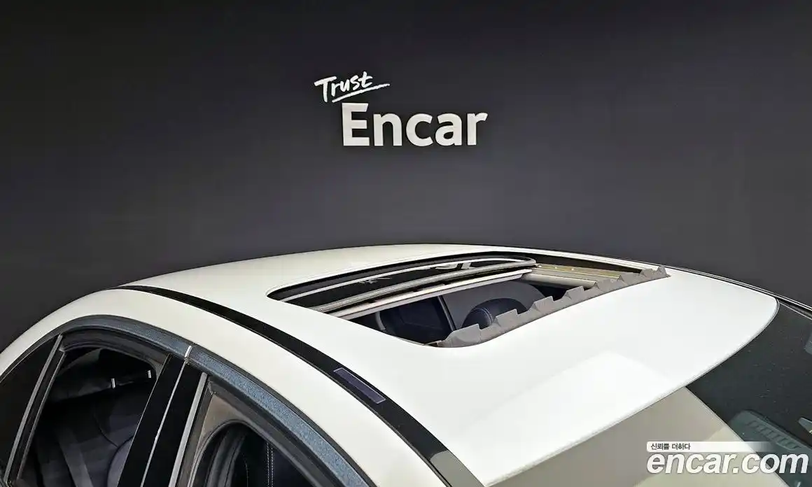 Mercedes-Benz C-Class 2018 2.0 Автомат в Москве № 212188, фото 17