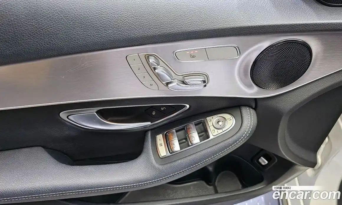 Mercedes-Benz C-Class 2018 2.0 Автомат в Москве № 212188, фото 4