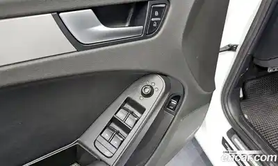 Audi A4 2012 2.0 Автомат в Москве № 212595, миниатюра 7